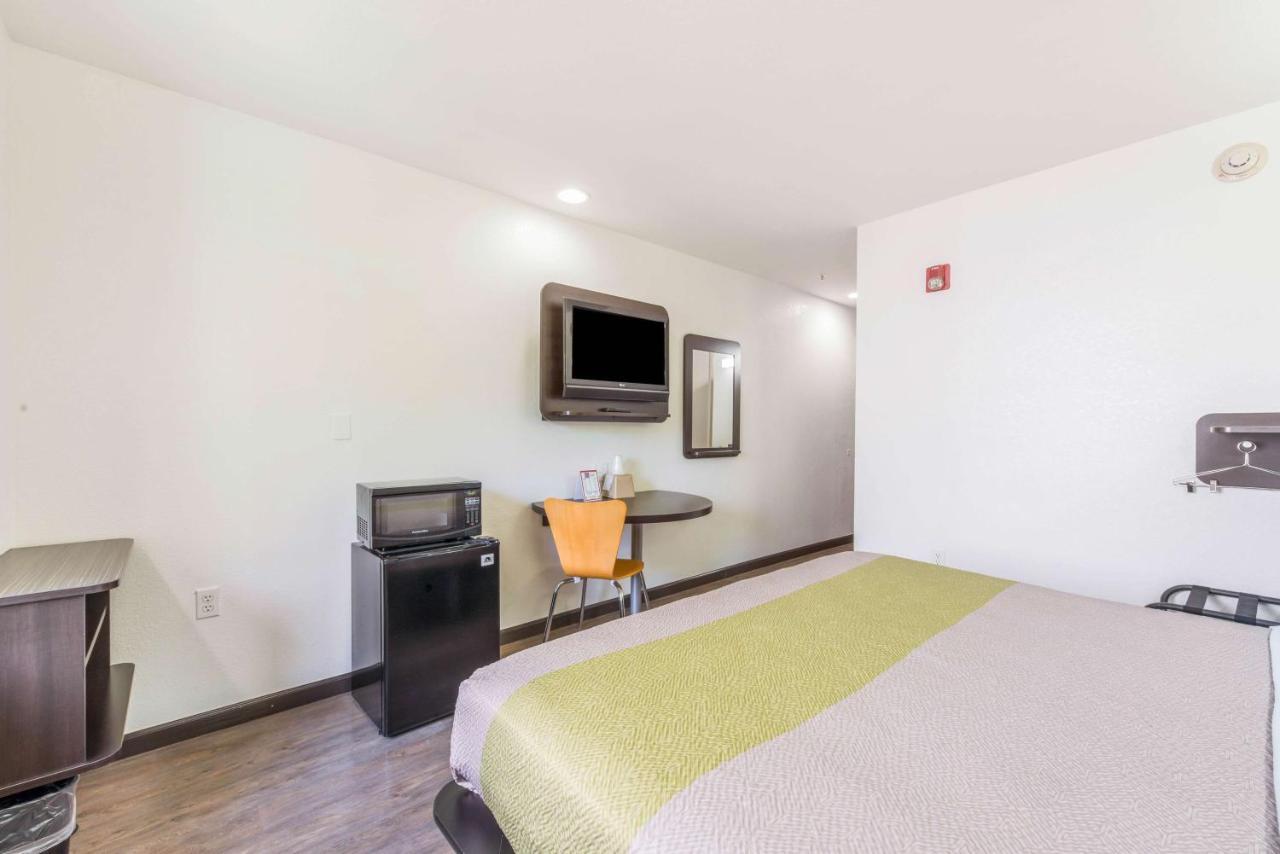 Motel 6-Gastonia Charlotte I-85 Eksteriør bilde